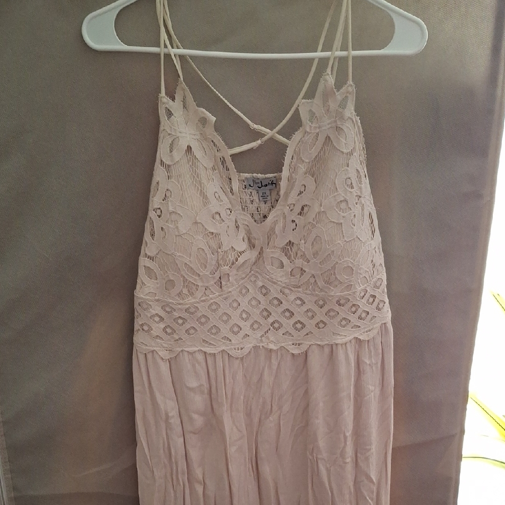 Elegant Lace Spaghetti Strap Dress